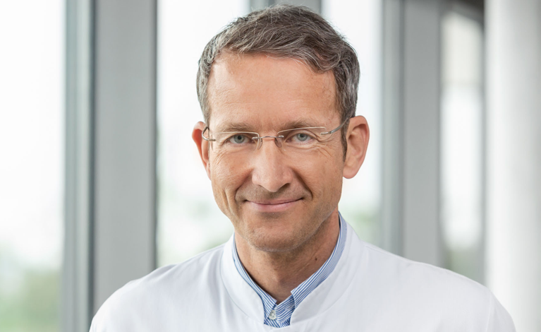 Portraitfoto von Prof. Dr. med. R. Meffert