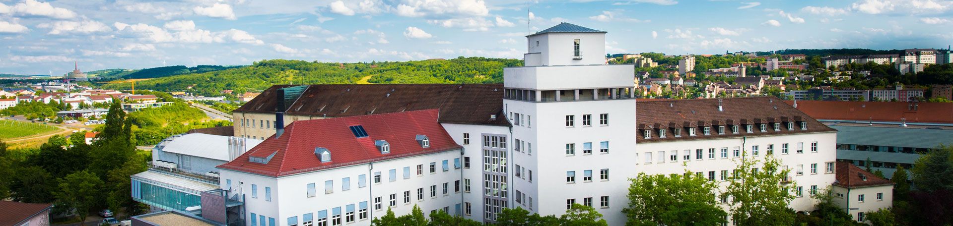 Gebäudeansicht der Frauenklinik und Poliklinik des Universitätsklinikums Würzburg, Josef-Schneider-Str. 4