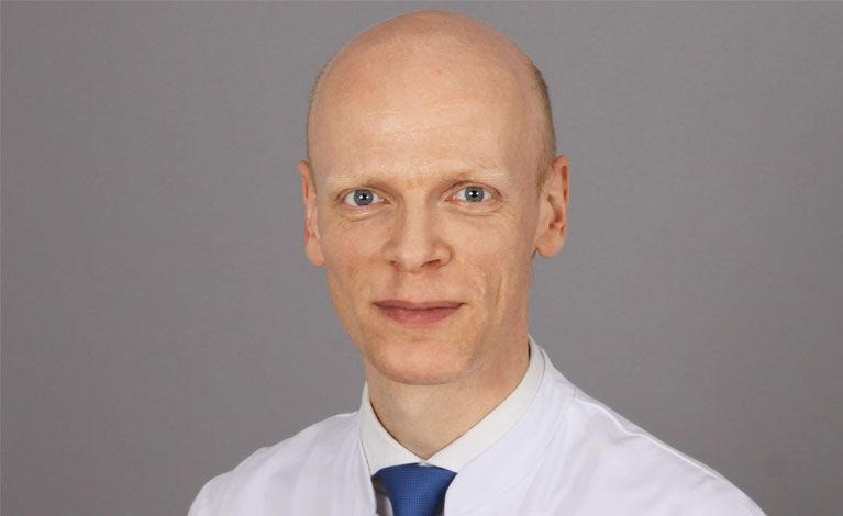 Portraitfoto: Prof. Dr. Karl Georg Häusler
