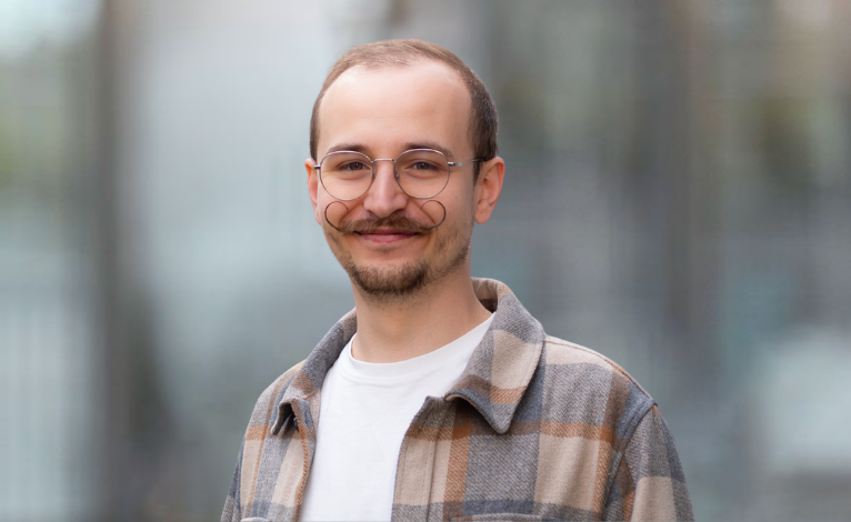 Portraitfoto von Niels Köhler