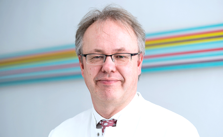 Portraitfoto: Prof. Dr. med. Matthias Goebeler
