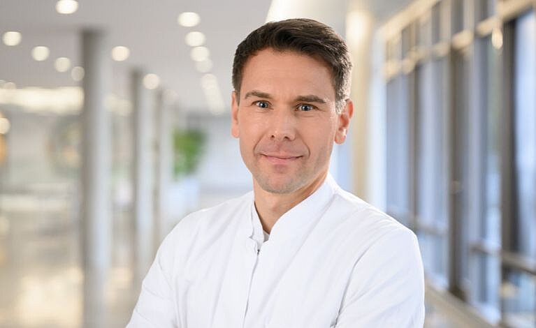 Tim Göbel Portraitfoto von Tim Göbel