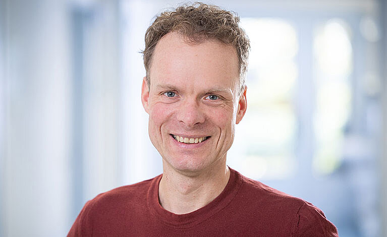 Portraitfoto von Stefan Weik