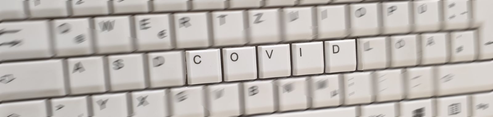 Illustrationsbild: Computertastatur mit COVID-Schriftzug, Bild: S-Krummer