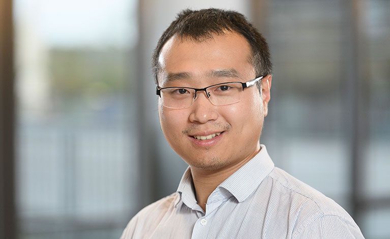 Portraitfoto von Dr. med. Xiang Zhou MD