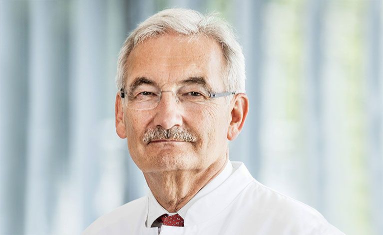 Portraitfoto: Univ.-Prof. Dr. med. Georg Ertl