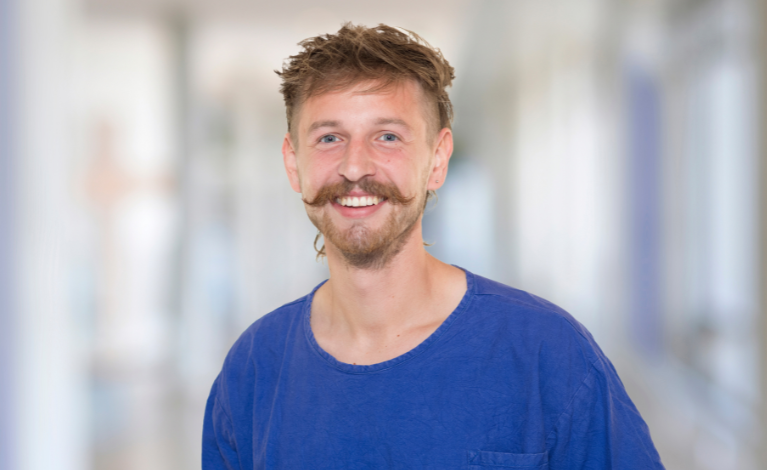 Hannes Fuchs. Foto: Angie Wolf Portraitfoto von Hannes Fuchs