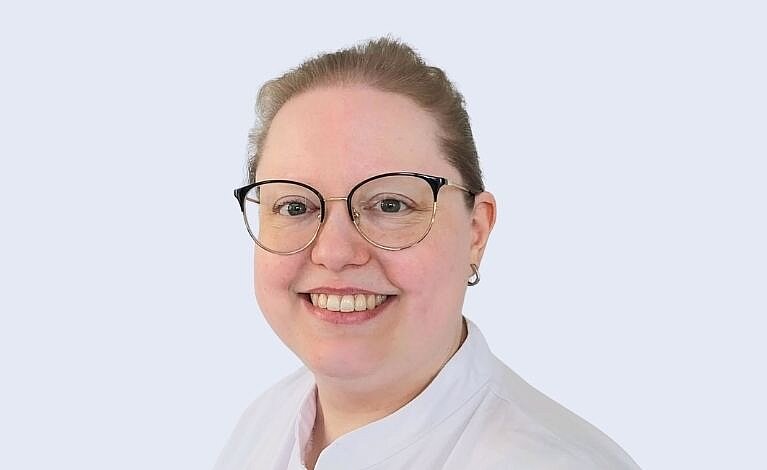 Portraitfoto von Nadja Scheblein