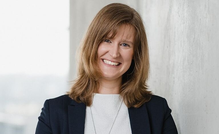 Portraifoto von Linda Schriek