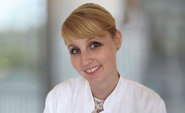 Portraitbild von Stefanie Denninger
