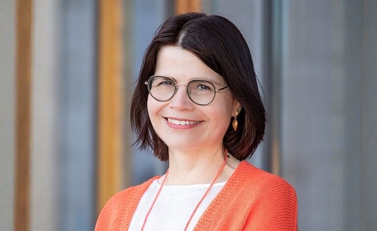 Portraitfoto von Rita Börste