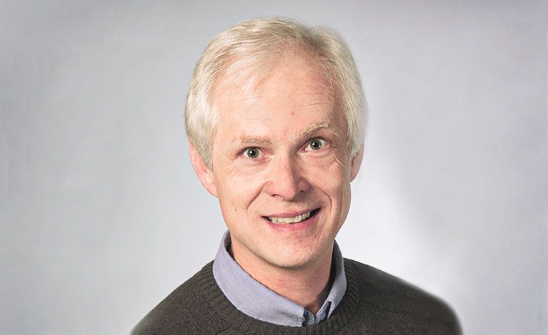 Portraitfoto von Prof. Dr. Michael Sendtner