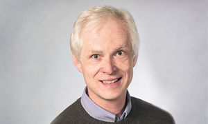 Portraitfoto von Prof. Dr. Michael Sendtner