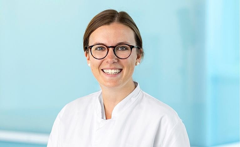 Portraitfoto von Alisa Nathan