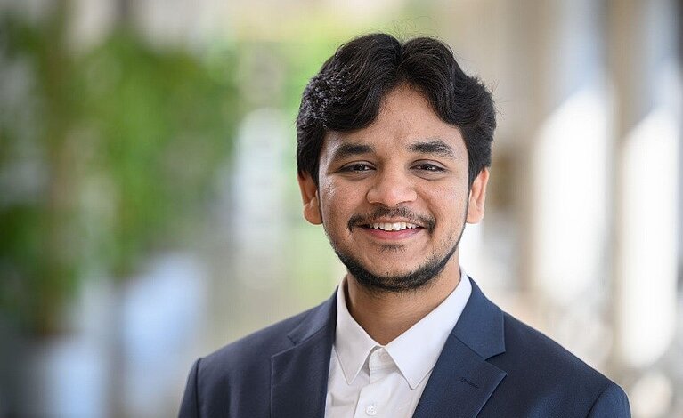 Portraitfoto von Irshath Ali Syed