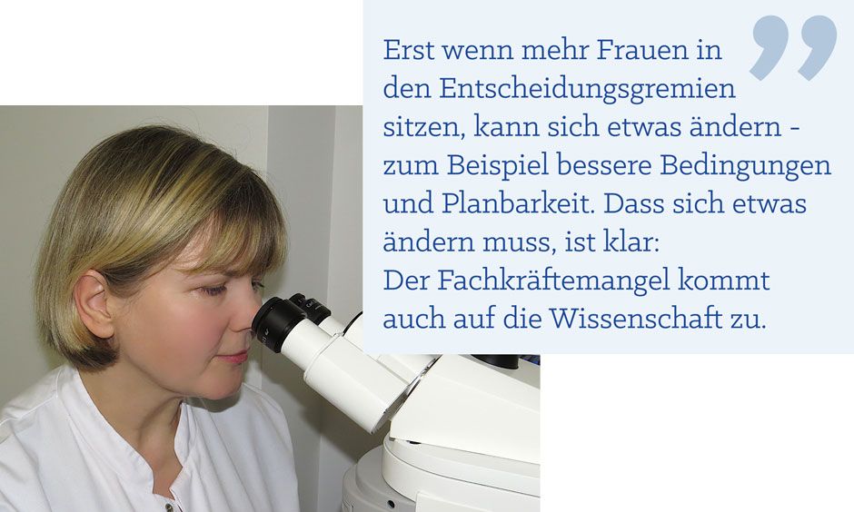 Foto von Malgorzata Burek mit Zitat: Erst wenn mehr Frauen in den Entscheidungsgremien sitzen, kann sich etwas ändern – zum Beispiel bessere Bedingungen und Planbarkeit. Dass sich etwas ändern muss, ist klar: Der Fachkräftemangel kommt auch auf die Wissenschaft zu.