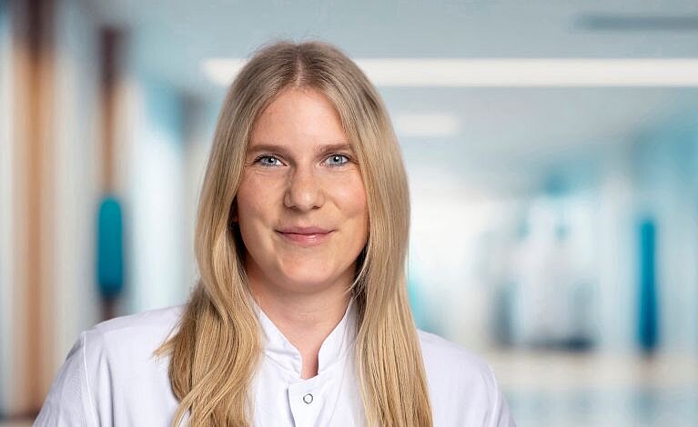 Portraitfoto von Julia Neef