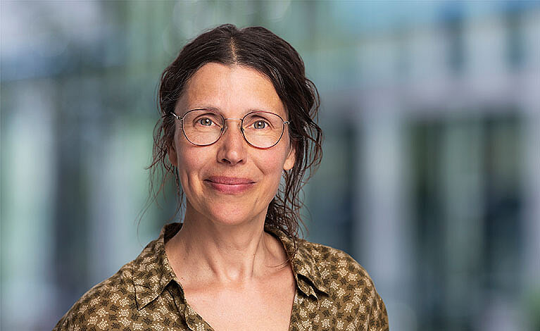 Portraitfoto von Petra Plüddemann