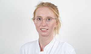 Portraitfoto von Pia Schröder