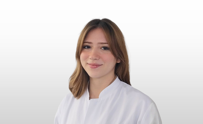 Portraitfoto Su Naz Mutlu