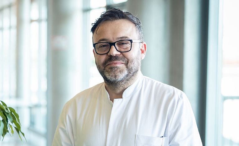 Portraitfoto von Dr. med. Seymur Karimli