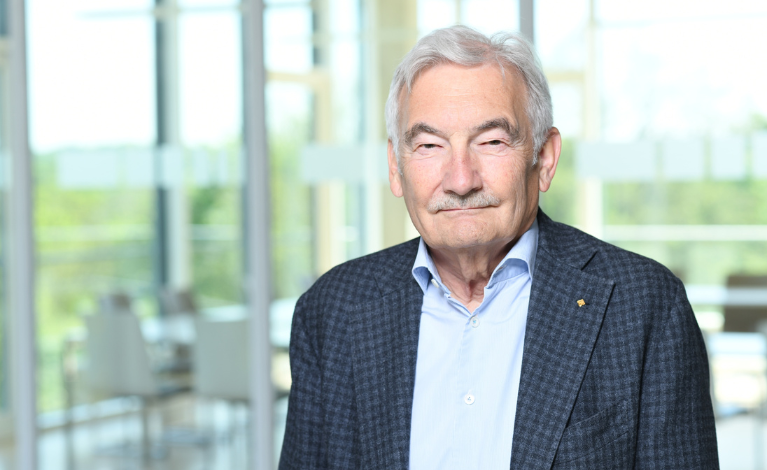 Portraitfoto von Prof. Dr. med. Georg Ertl