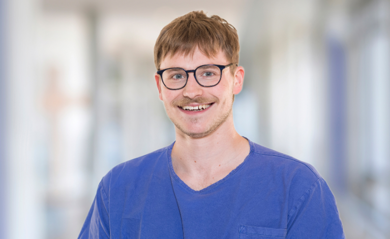 Jonas Böhm. Foto: Angie Wolf Portraitfoto von Jonas Böhm