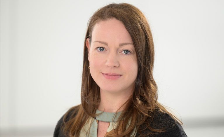 Porträtfoto von Eva Quenzer