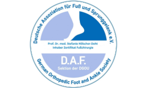 Zertifikat der Deutschen Assoziation für Fuß und Sprunggelenk e.V., Prof. Dr. med. Stefanie Hölscher-Doht, Inhaberin Zertifikat Fußchirurgie