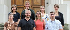 Die „Würzburg Initiative 3R (WI3R)“. Oben: Gudrun Dandekar, Christian Lotz, Daniela Zdzieblo, Antje Appelt-Menzel. Unten: Sarah Nietzer, Florian Groeber-Becker, Maria Steinke und Marco Metzger. (Bild: Fraunhofer ISC)