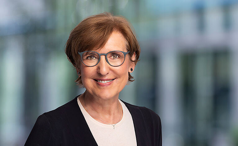 Portraitfoto von Elisabeth Jentschke