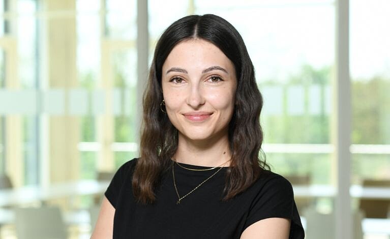 Portraitfoto von Laura Kaspar