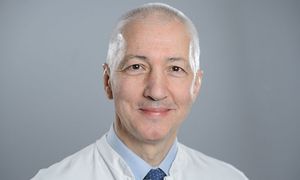 Portraitfoto von Prof. Dr. med. Ivan Aleksic