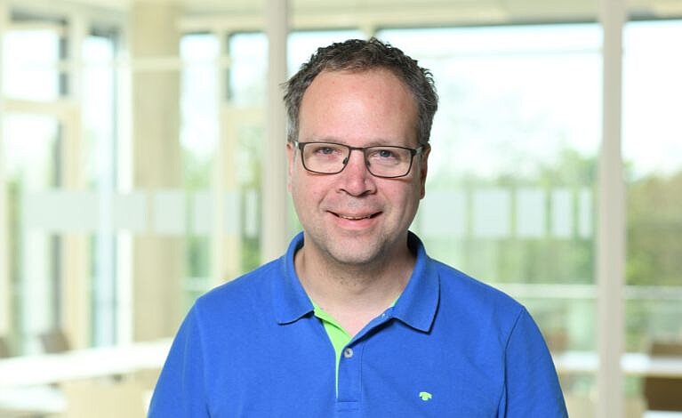 Portraitfoto von Dr. Alexander Nickel