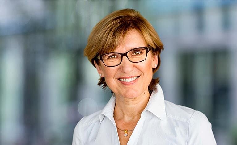 PD Dr. phil. Elisabeth Jentschke. Foto: Thomas Berberich Portraitfoto von PD Dr. phil. Elisabeth Jentschke