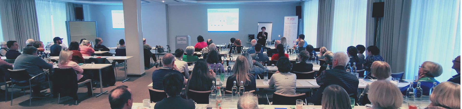 Zuhörer Illustrationsbild: Zuhörer eines Seminars