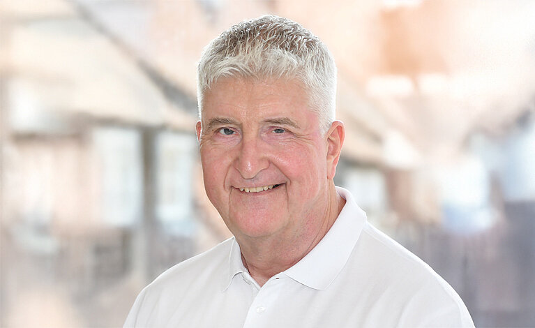 Portraitfoto von Norbert Hofmann