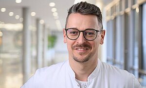 Portraitfoto von Andreas Pospiech