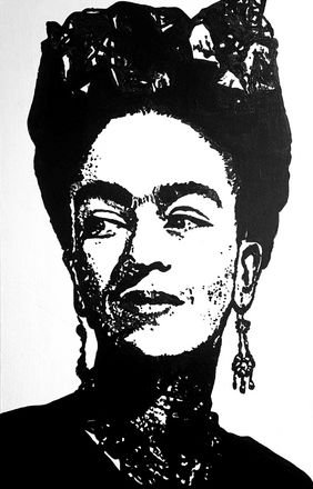 Philipp Rau stellt Gemälde mit Porträts berühmter Künstlerinnen und Künstler aus – zum Beispiel Frida Kahlo.