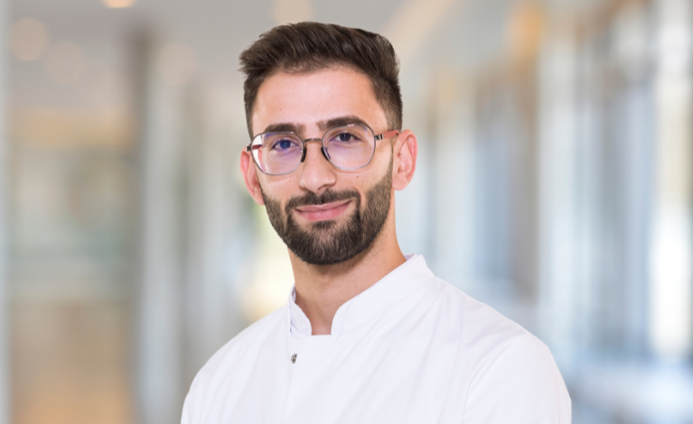 Mustafa Nassar. Foto: Angie Wolf Portraitfoto von Mustafa Nassar