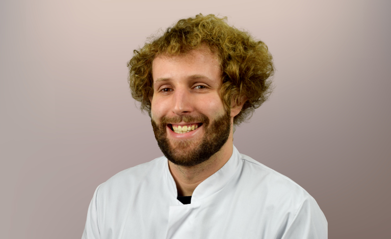 Portraitfoto von Felix Das