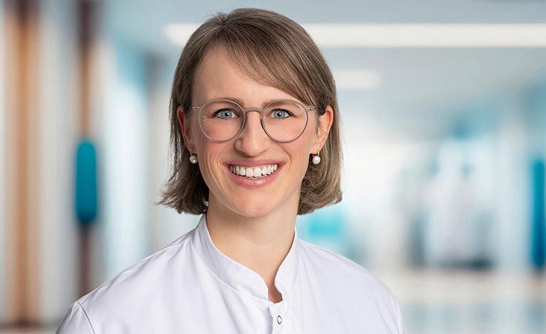 Portraitfoto von PD. Dr. med. Tanja Schlaiß