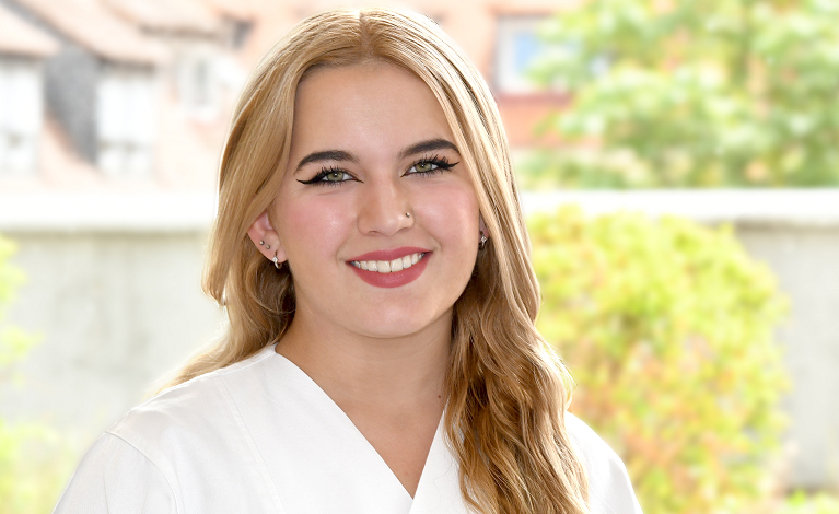 Portraitfoto von Vanessa Kasubke