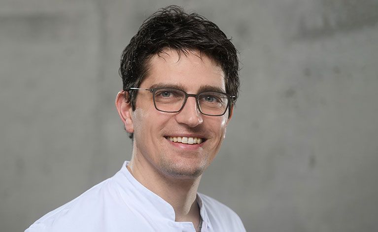 Porträtfoto Dr. Matthias Fröhlich