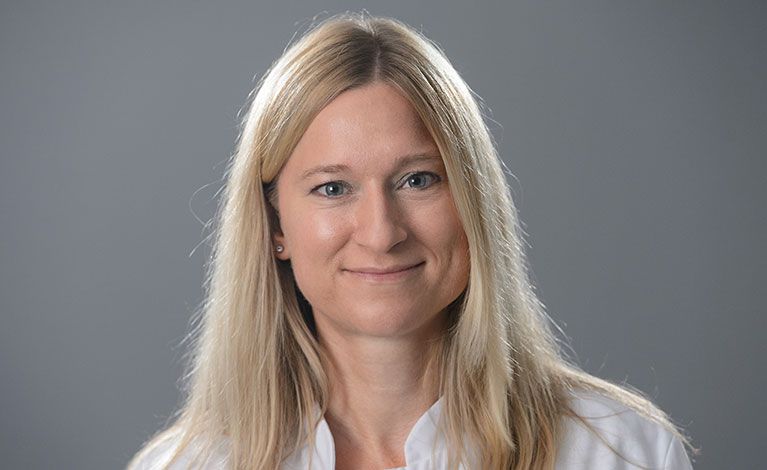 Portraitfoto: Dr. rer. nat. Stefanie Müller-Altrock