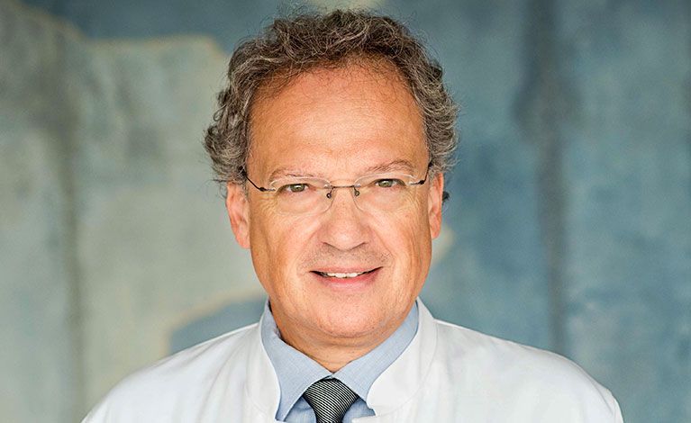 Portraitfoto von Prof. Dr. med. Ralf C. Bargou