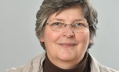 Portraitfoto von Jutta Binnewies