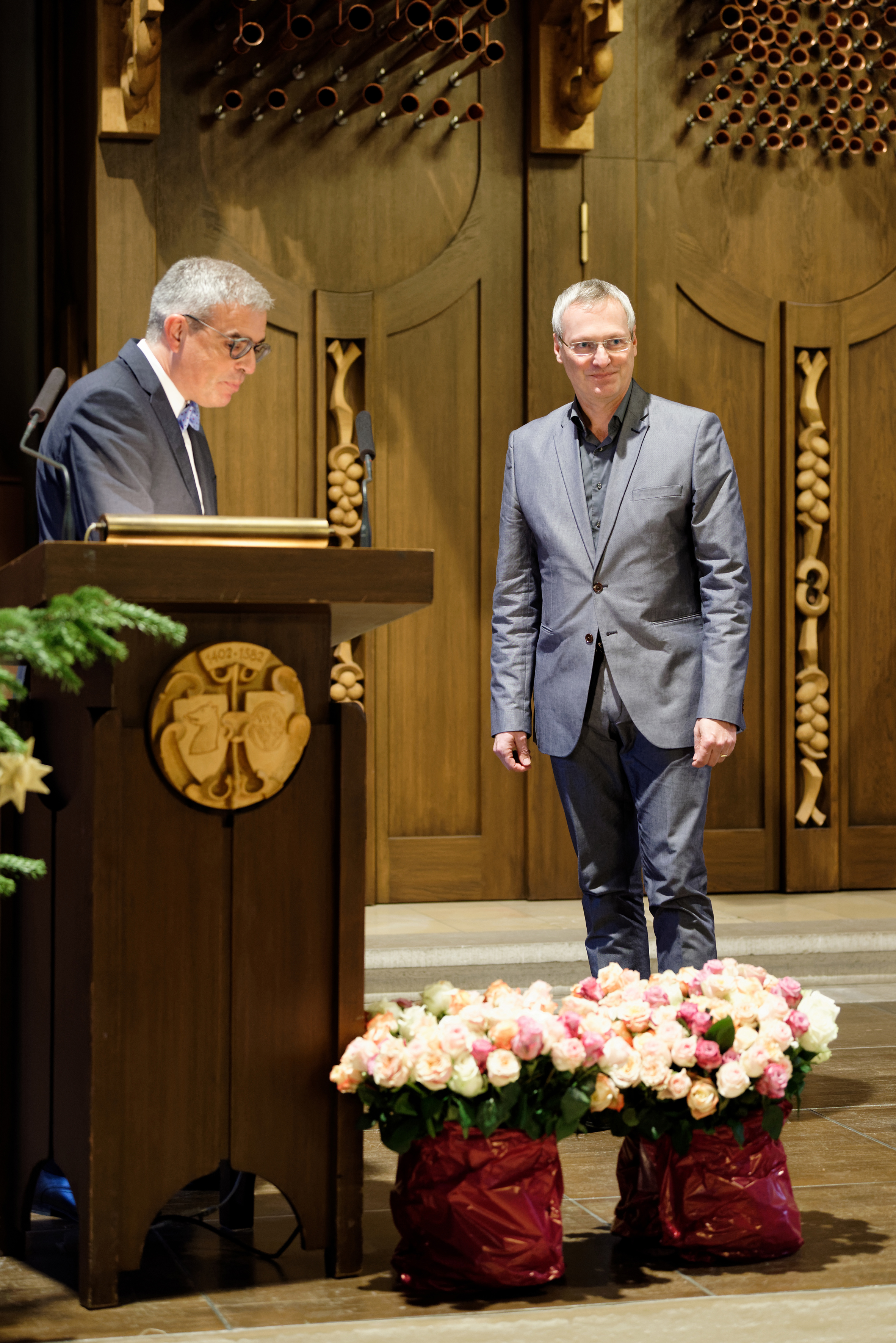 Dr. Hans-Jörh Hellmuth und Dekan Matthias Frosch