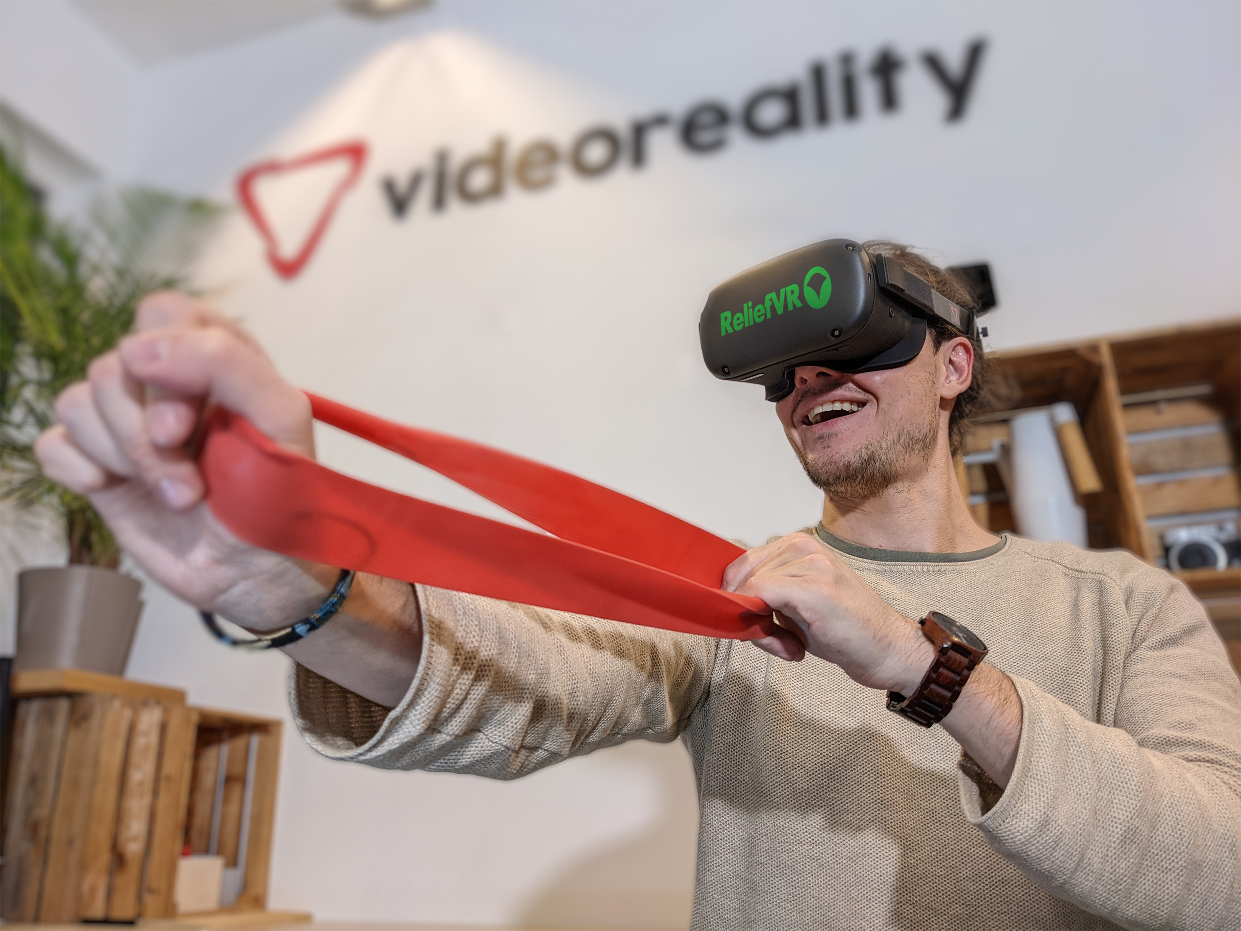 ReliefVR: VR-Technologie und physiotherapeutische Übungen zur Behandlung von Rückenschmerzen werden kombiniert