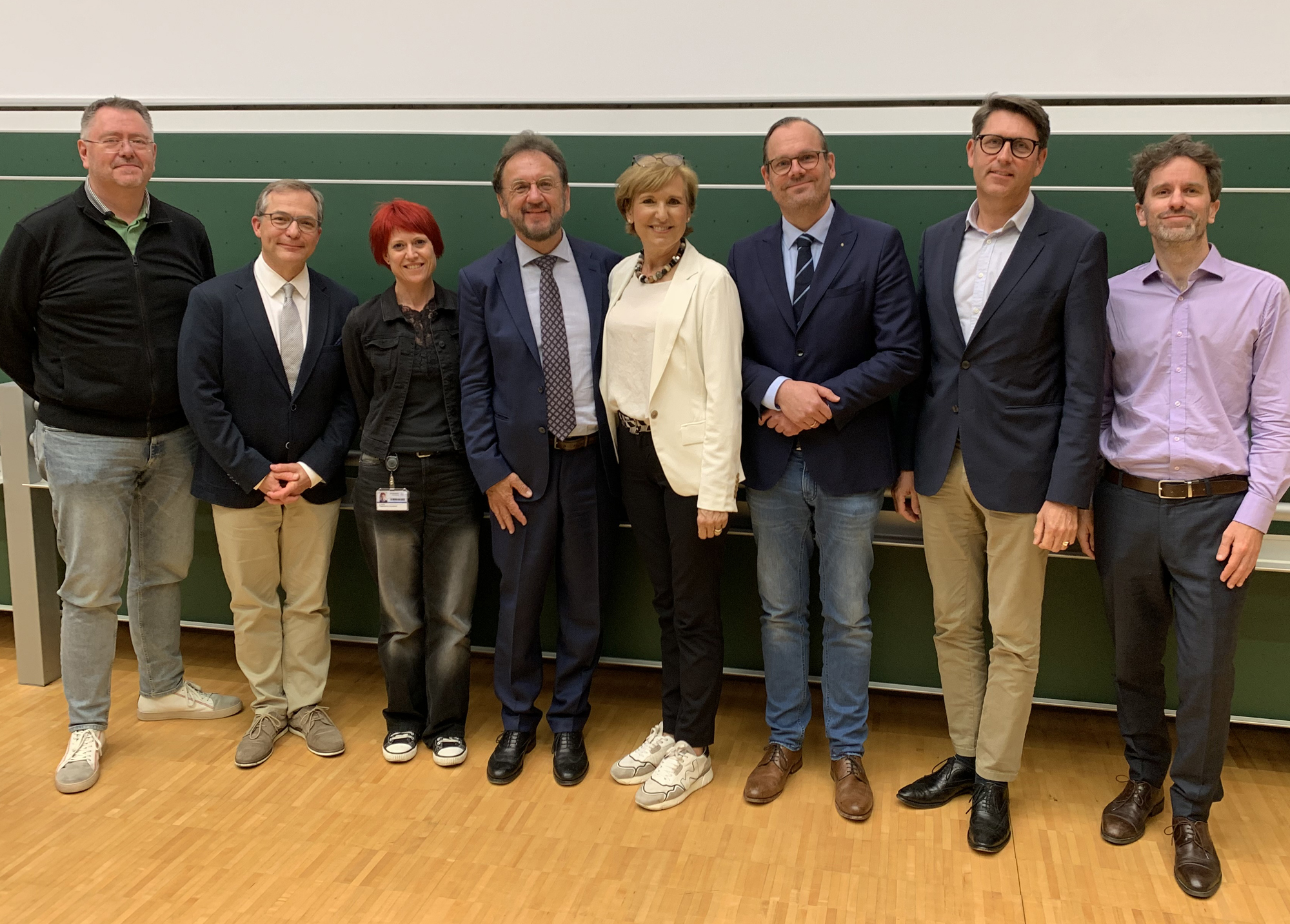 Gruppenbild Akteure Ethiktag mit Referent Heribert Prantl